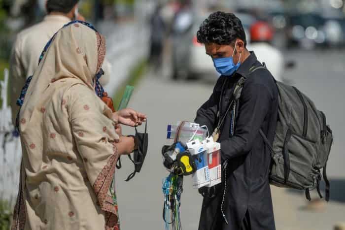 At least 79% COVID-19 cases in Pakistan caused by local transmission At least 79% COVID-19 cases in Pakistan caused by local transmission