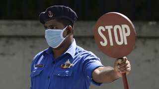 Sri Lanka extends lockdown after a surge in coronavirus cases