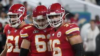 From Super Bowl winner to medical doctor! Laurent Duvernay-Tardif joins coronavirus frontline