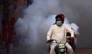 Coronavirus tally in Pakistan rises to 14,885; death toll at 327