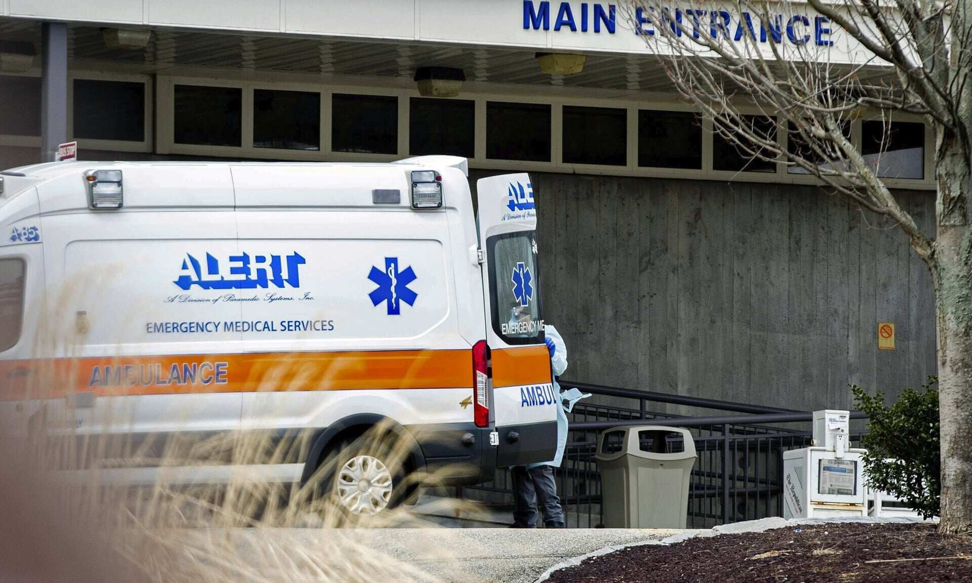 Deadliest Covid-19 outbreak at US care facility kills 68 veterans Deadliest Covid-19 outbreak at US care facility kills 68 veterans