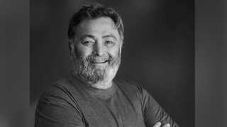 Rishi Kapoor’s last film 'Sharmaji Namkeen' will get a theatrical release, producer confirms
