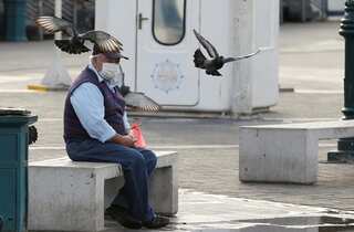 In Chile, strangers write letters to offer hope to coronavirus patients in hospital