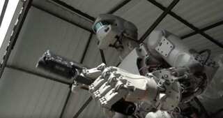 Russia: Robotic swarms will replace soldiers in combat