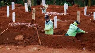 Increased number of burials hint towards a higher death toll in Jakarta
