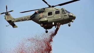 IAF starts flypast from Dal Lake to salute COVID-19 workers; transporting medical supplies too