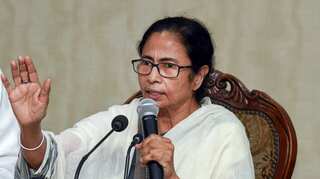 West Bengal governor urges CM Mamata to dismiss Kolkata police chief, call emergency cabinet meeting