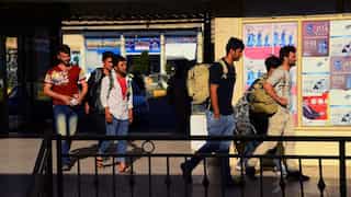 Afghan migrants 'tortured', 'drowned' by Iranian border guards
