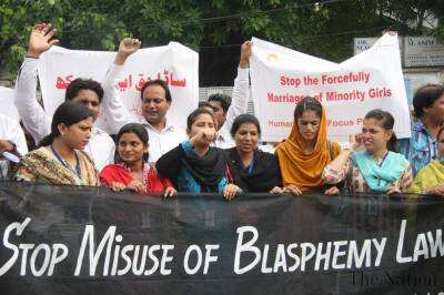 Religious freedom severely restricted in Pakistan: USCIRF report