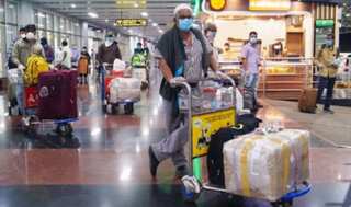Karnataka suspends flights, trains from Maharashtra, Gujarat, Tamil Nadu, Madhya Pradesh and Rajasthan