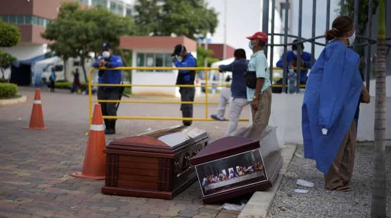 US: Dead bodies being 'left' on streets in this city due to 'unbearable stench'