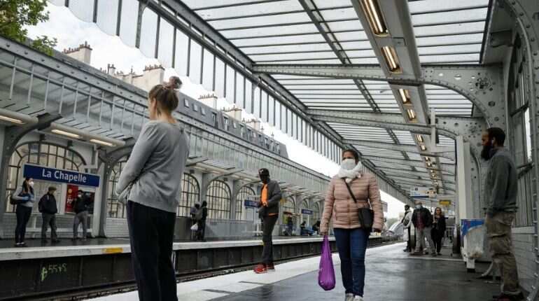 Taking a train in France