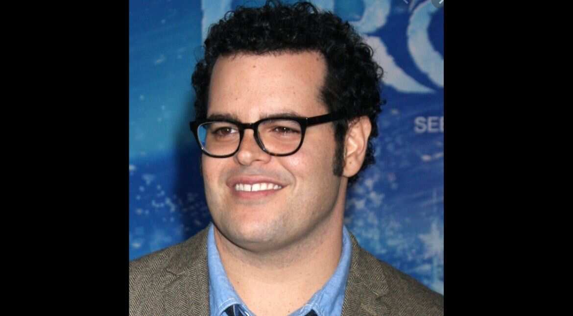 Hollywood actor Josh Gad to star in Roland Emmerich's thriller 'Moonfall' Hollywood actor Josh Gad to star in Roland Emmerich's thriller 'Moonfall'