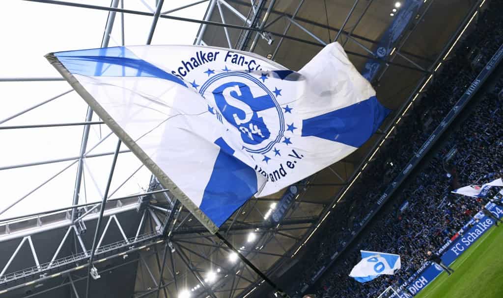 FC Schalke 04 call out every Premier League club fans to support them in Bundesliga; the thread is winning hearts