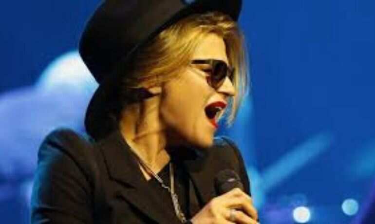 Jazz singer Melody Gardot seeks digital orchestra to beat coronavirus blues