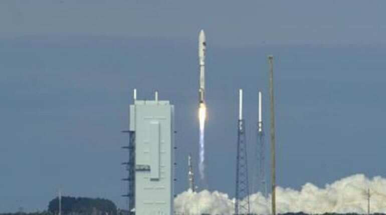 US Air Force launches space plane for secretive mission; dedicates mission to COVID-19 warriors US Air Force launches space plane for secretive mission; dedicates mission to COVID-19 warriors
