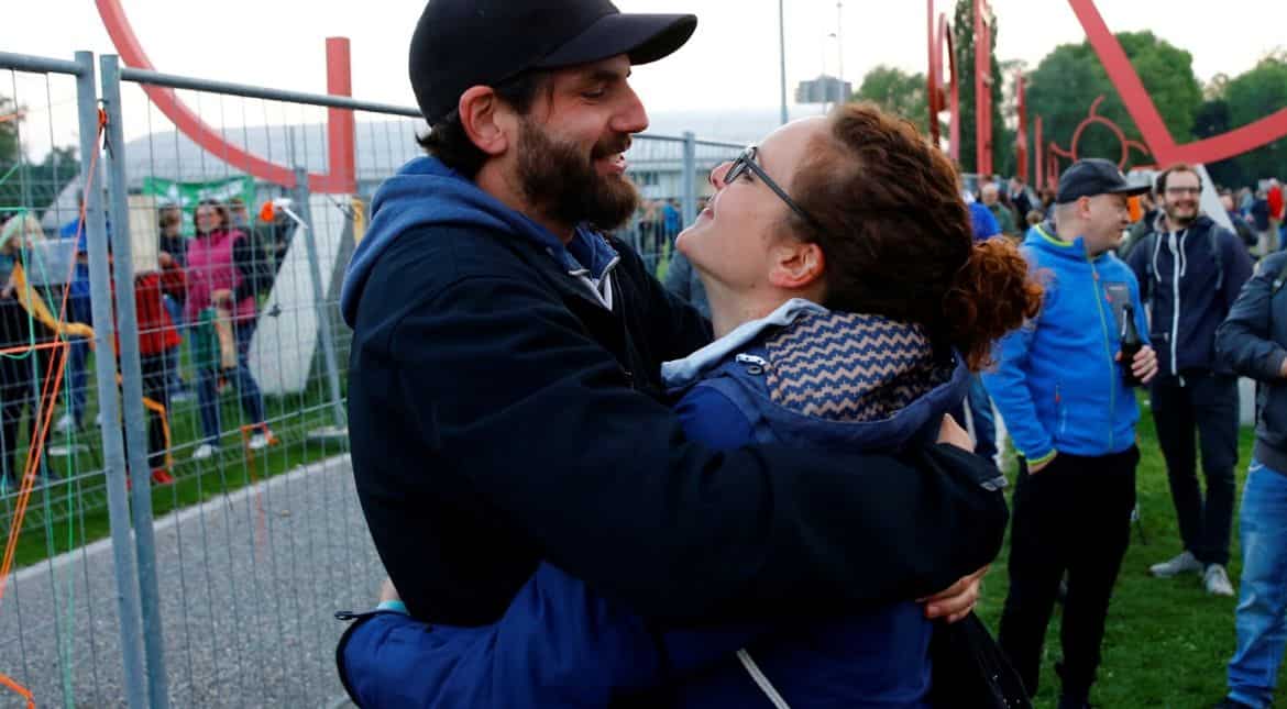 Cross-border love