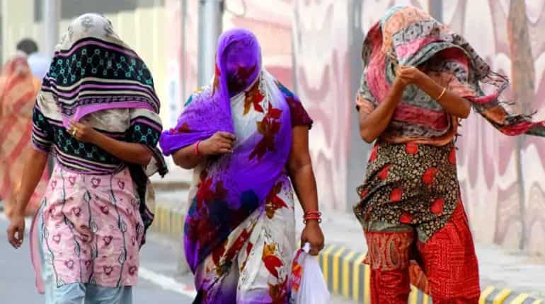 Heatwave: IMD issues 'red alert' for several parts of North India