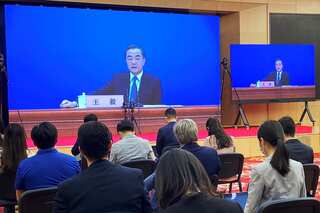 China drops mention of GDP goal as parliament opens, coronavirus slams economy