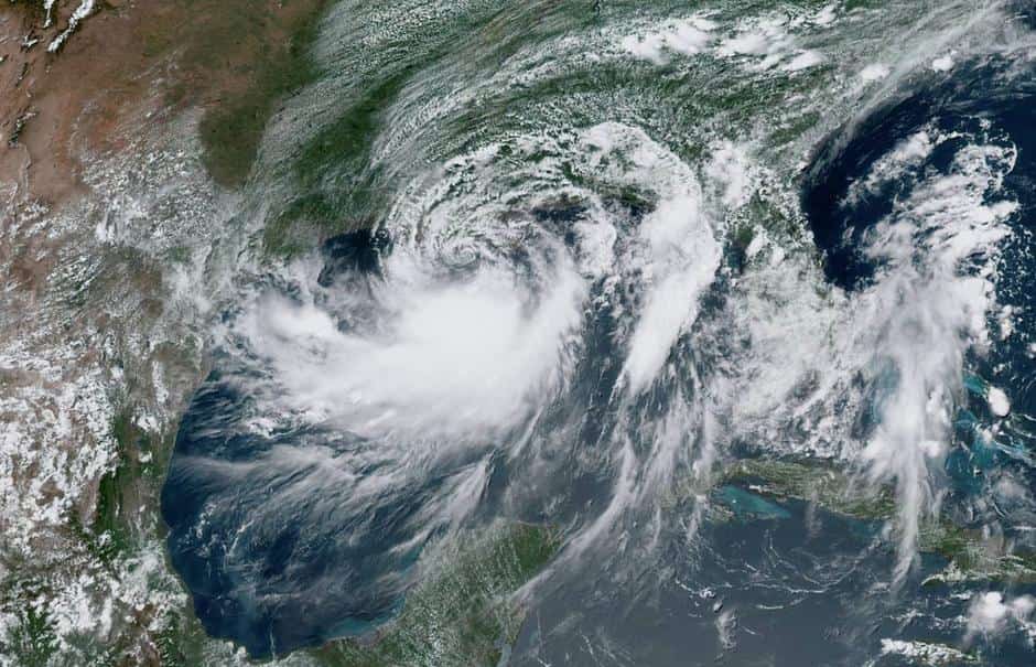 Tropical Storm Bertha makes landfall along Southeast US coast Tropical Storm Bertha makes landfall along Southeast US coast
