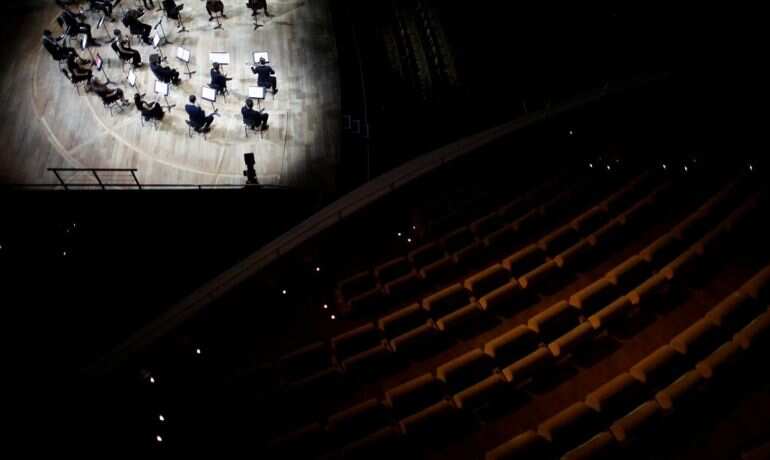 Playing to an empty room: Paris orchestra plays Strauss in COVID-19 era Playing to an empty room: Paris orchestra plays Strauss in COVID-19 era