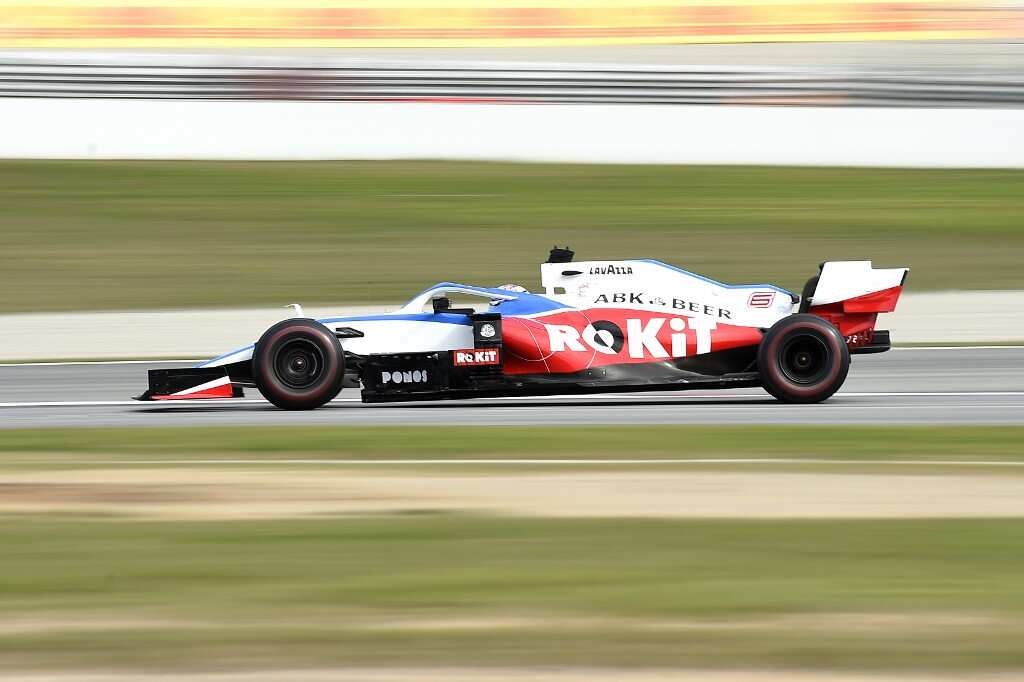 Williams considers selling F1 team after £13m loss