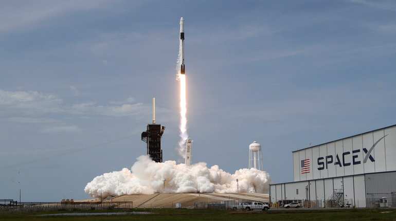Morning news brief: NASA resumes human spaceflight, G7 Summit postponed and more
