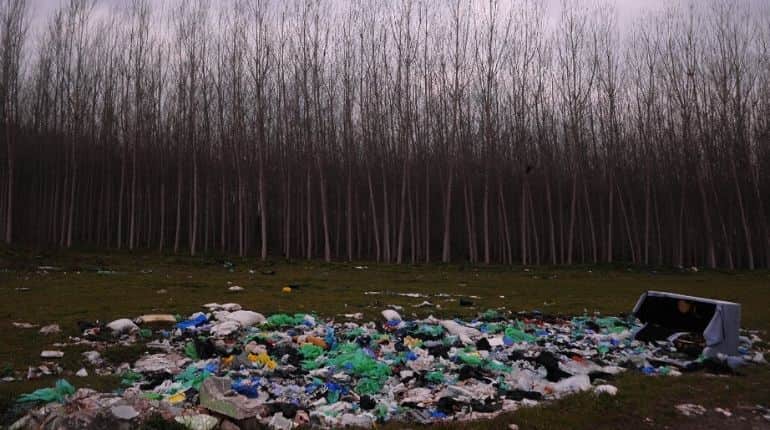 Spain to enforce tax on plastic packaging to curb pollution