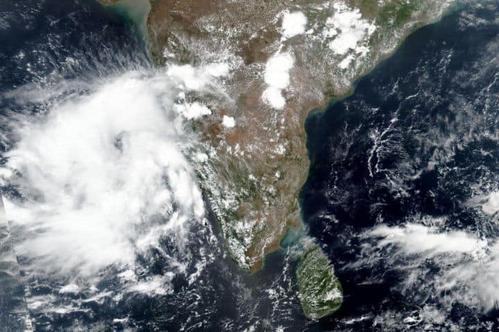 Rising temperatures in Indian Ocean increasing intensity of cyclones, say scientists Rising temperatures in Indian Ocean increasing intensity of cyclones, say scientists