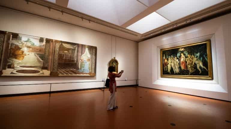 Feel the emotions behind the masterpieces