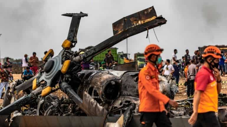 Four soldiers killed in helicopter crash in Indonesia