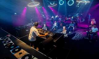 Social dis-dancing? Dutch club tries post-coronavirus layout