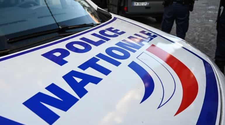 France police to ban chokehold arrest as protest anger mounts France police to ban chokehold arrest as protest anger mounts