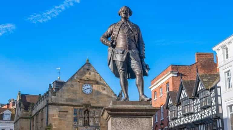 Over 2500 people sign petition to remove ‘Clive of India’ statue in UK Over 2500 people sign petition to remove ‘Clive of India’ statue in UK