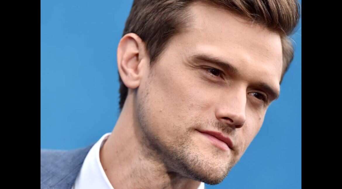 'The Flash' actor Hartley Sawyer fired from show over racist ...