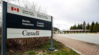 Canada to reopen borders for students and couples