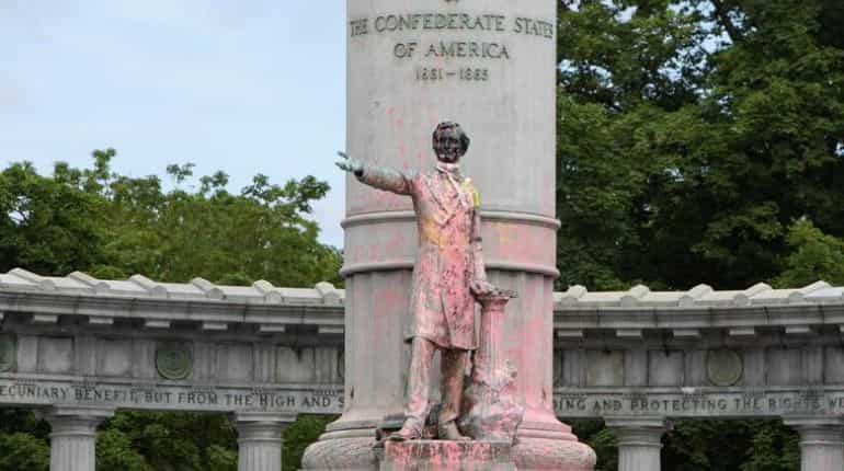 Nancy Pelosi orders removal of Confederate portraits from US Capitol Nancy Pelosi orders removal of Confederate portraits from US Capitol