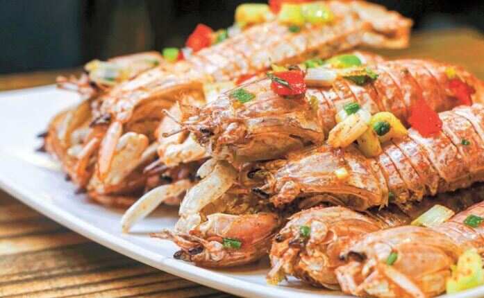 Thai restaurant owners sentenced 723 years of imprisonment for seafood scam