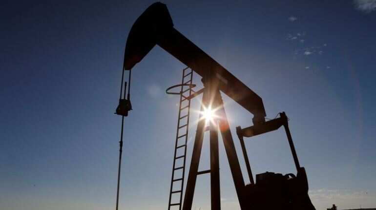 Iraq agrees with oil companies on deeper output cuts in June - sources
