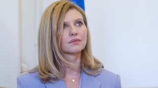 Ukraine first lady hospitalised with pneumonia 