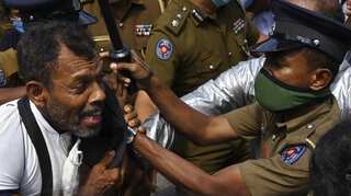 Sri Lanka police seize journalist's laptop over Swiss kidnap claim