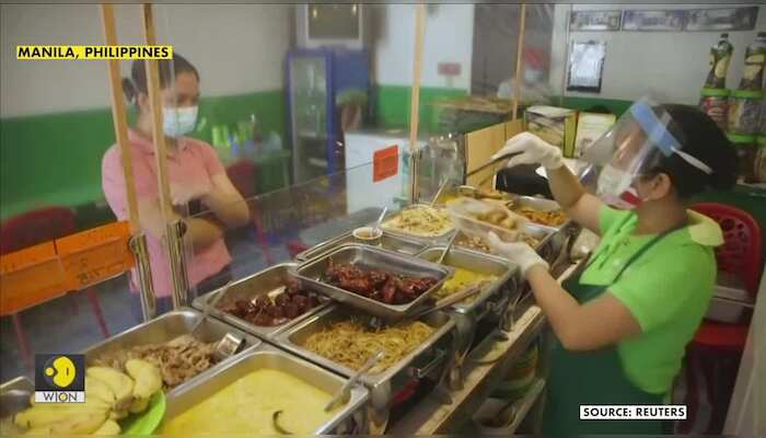 Partial dine-in services resume in Philippine capital amid lockdown ease