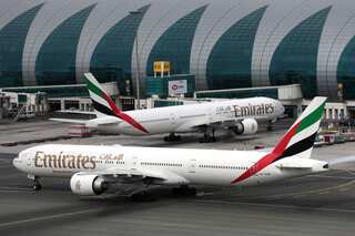 UAE suspends receiving passengers from Pakistan over COVID fears