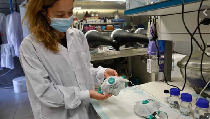 Israeli researchers develop reusable face mask: Disinfecting from heating takes 30 minutes