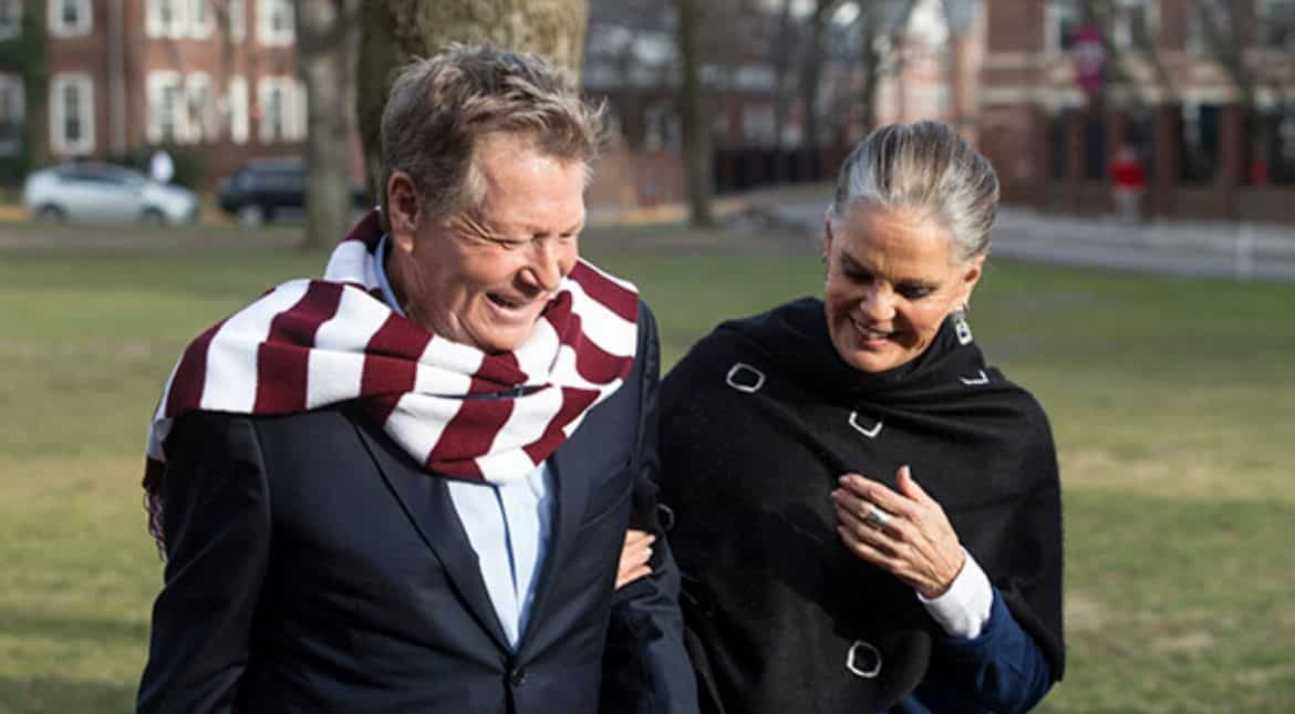 Ali MacGraw and Ryan O’Neal