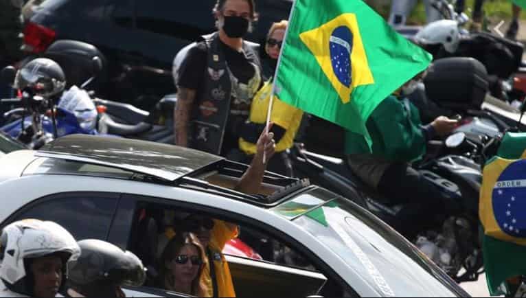 COVID-19 deaths in Brazil cross 50,000 mark:  Bolsaonaro's supporters hit street