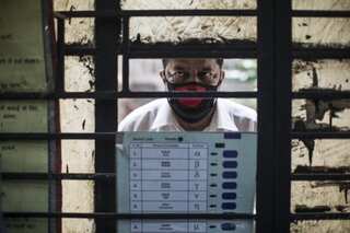 India reports 14,933 COVID-19 cases in 24 hrs; death toll rises to over 14,000