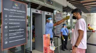 221 people stranded in Pakistan amid COVID lockdown return to India
