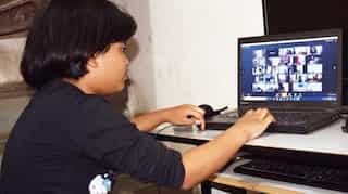 Online classes offering mixed experiences, blended-learning is future for schools: Educationists