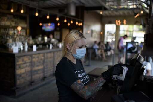 Coronavirus in US: Masks no longer compulsory in Texas despite warnings